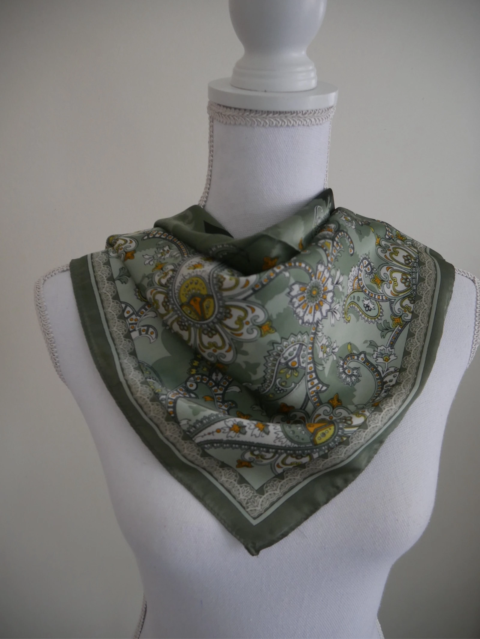 foulard KAKI – photo 2